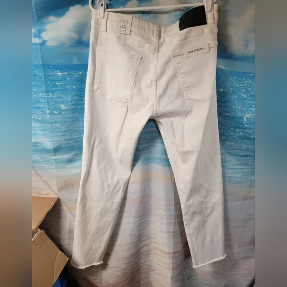 Zara NWT Distressed Raw Hem Slim Stretch Fit White Jeans Size 36 Womens - Picture 8 of 10